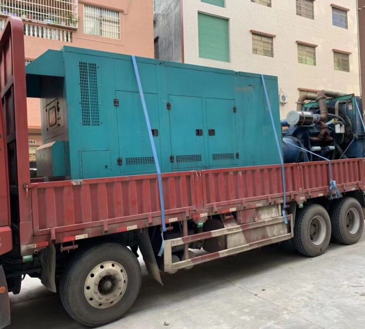 阿克塞如何在不同负载率下确保 400KW 柴油发电机组的正常运行？