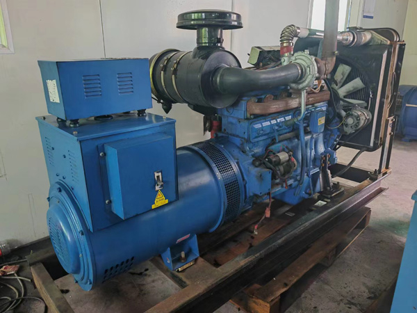 阿克塞100kW柴油发电机组使用多级机油有哪些优缺点？